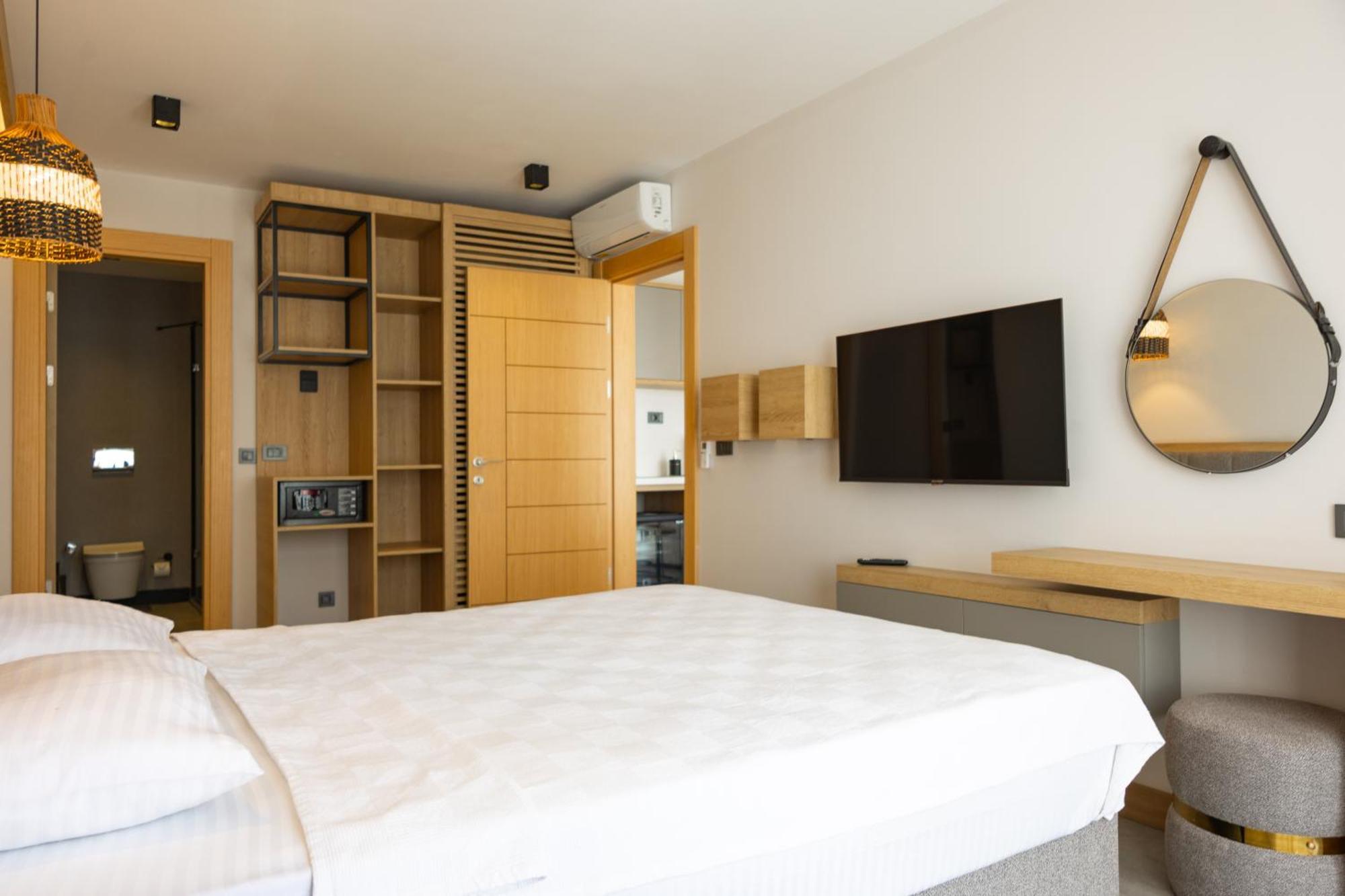 Asterina Hotel Тургутрейс Екстер'єр фото